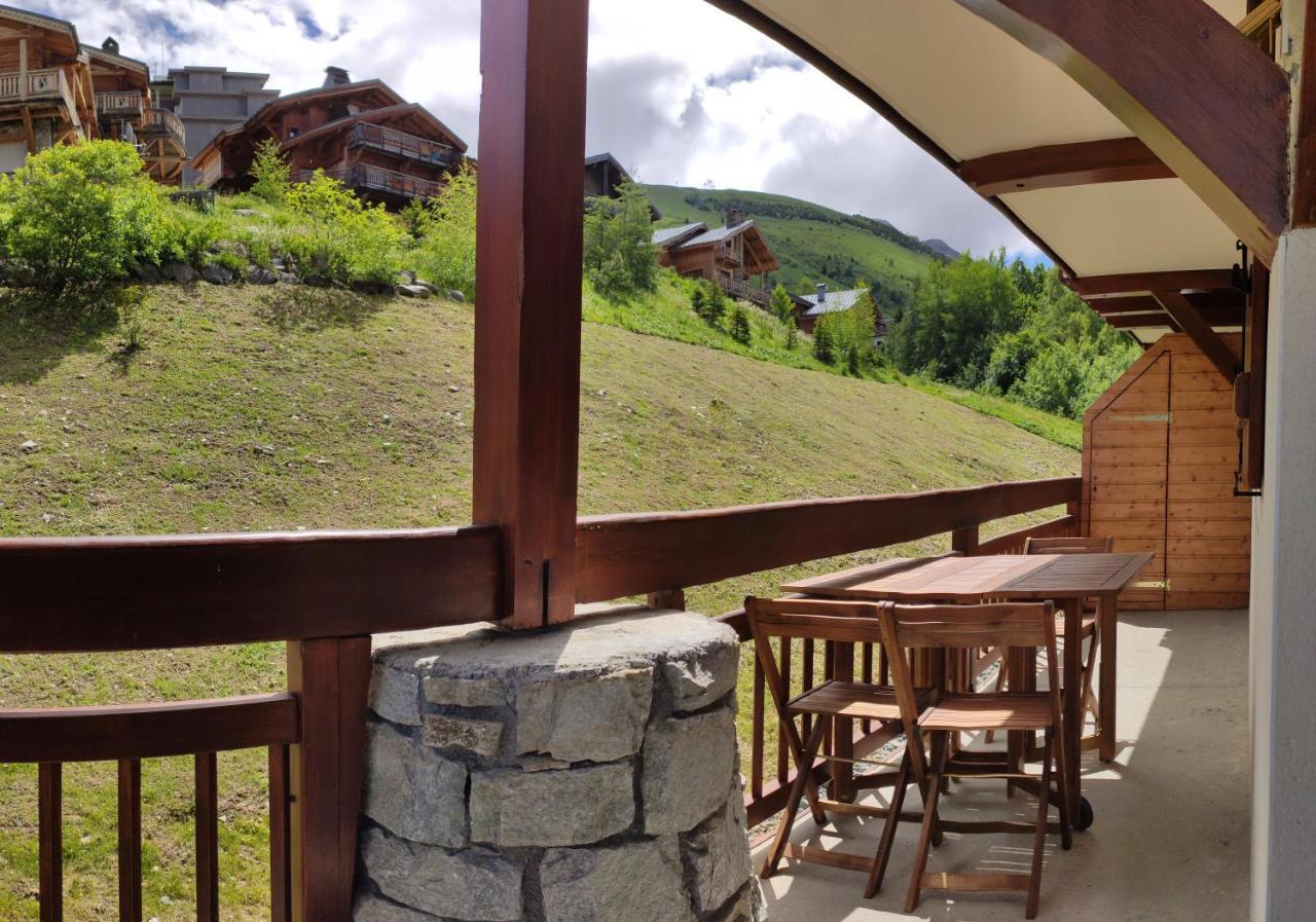 T2 Meuble Tourisme 3 Etoiles, Pied Des Pistes-Parking Prive Avec Balcon Et Superbe Vue Apartment เลส์เดอซาลป์ ภายนอก รูปภาพ